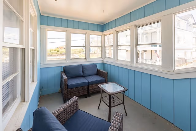 Superior Cottage