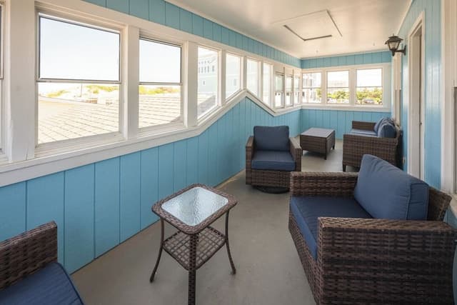 Superior Cottage