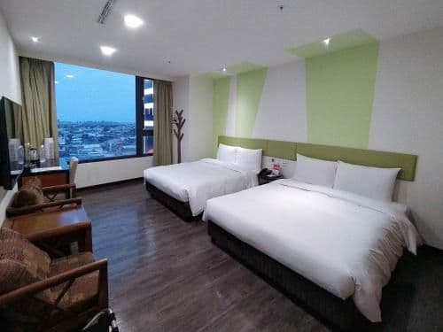 Deluxe Family Room