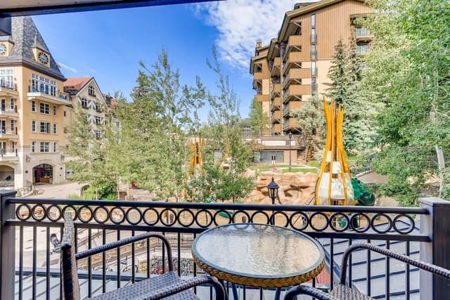 Studio, 1 Queen Bed with Sofa bed (Lift House Lodge, Vail Lionshead Stud)