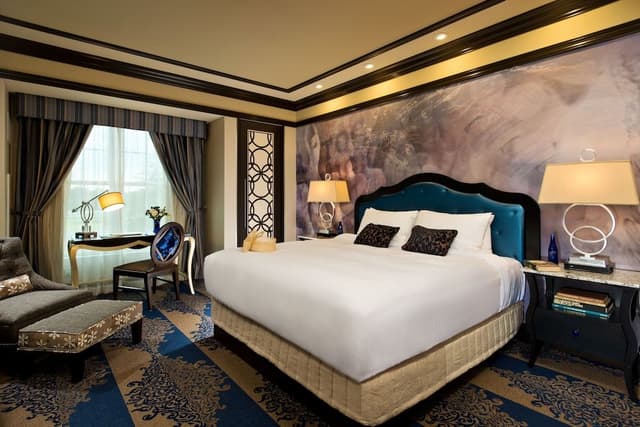 Deluxe Room, 1 King Bed, Non Smoking