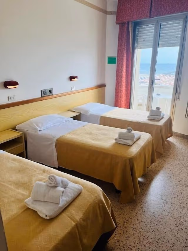 Tripla Standard Con Balcone Vista Mare