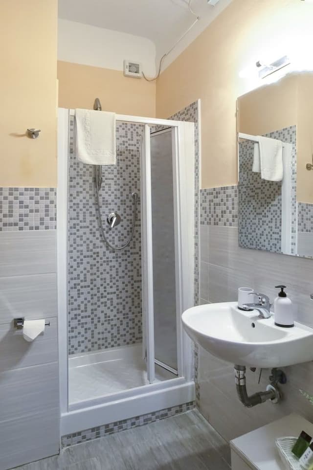 Double Room, Private Bathroom (External)