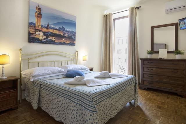 Superior Double Room, Private Bathroom (Duomo view)