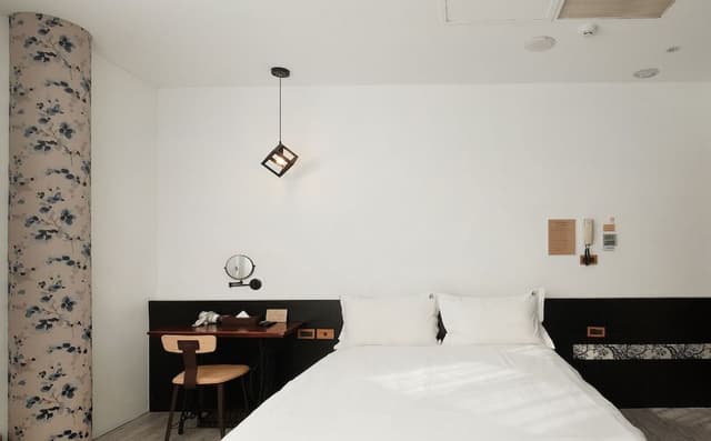 Large Double Room