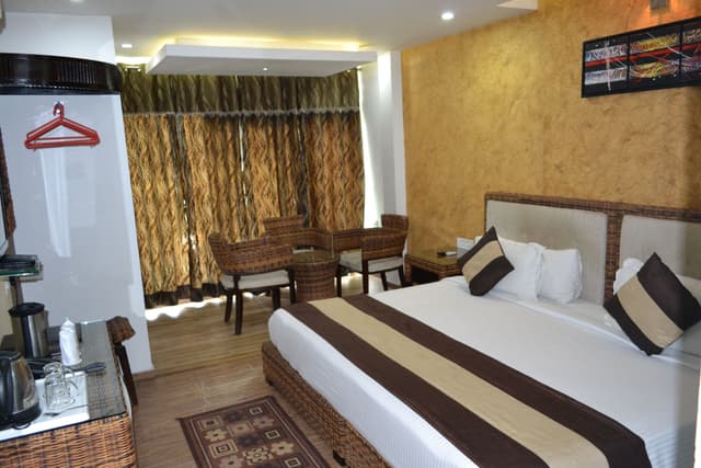 Premium Double Room (Ganga View)