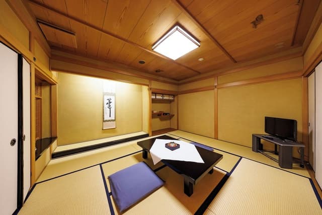 Classic Suite, Garden View, Ground Floor