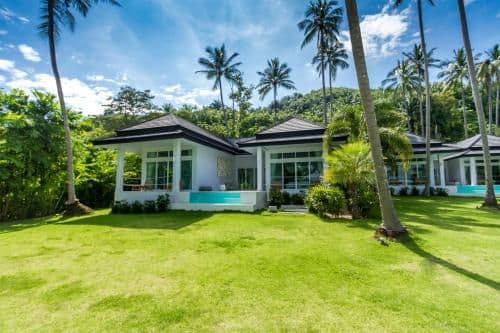 Villa - Beach Front