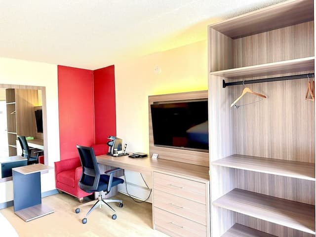 Exclusive 2 Double Bedroom with Kitchenette