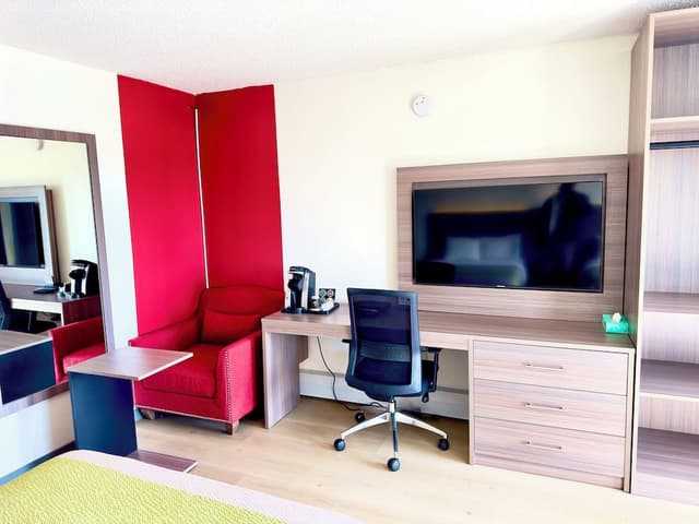 Exclusive 2 Double Bedroom with Kitchenette