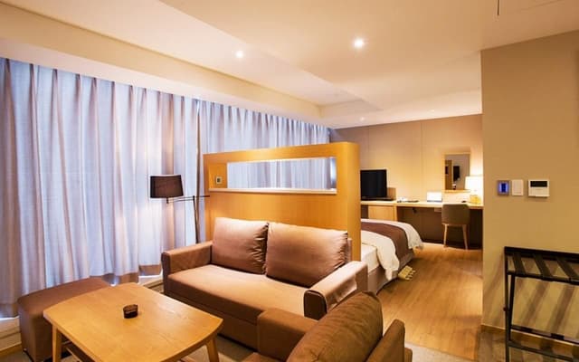 Suite B
