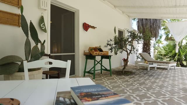 Suite, Garden Area (Coloniale)