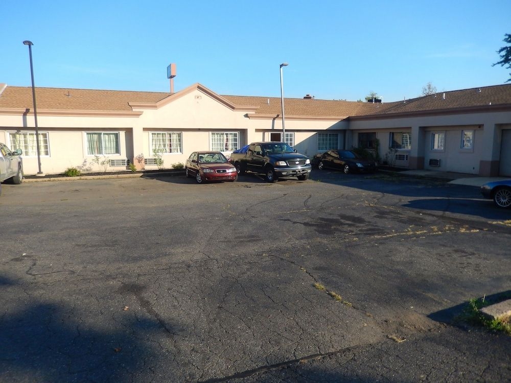 Knights Inn Claymont Wilmington0
