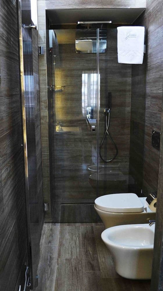 Double Room (Vacheron)