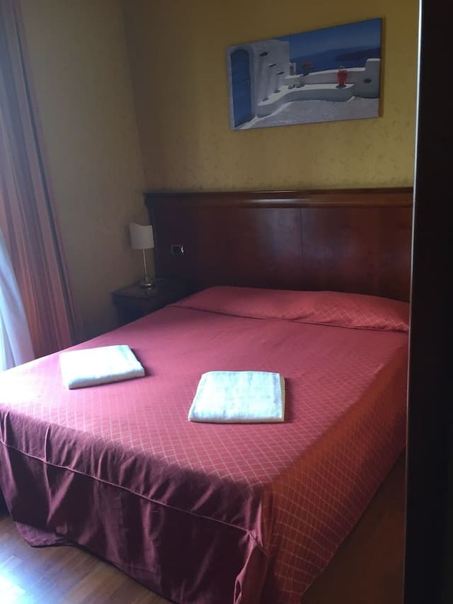 Standard Double or Twin Room, Private Bathroom