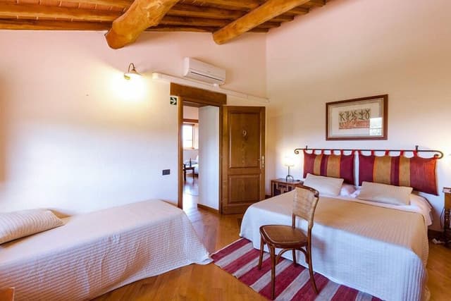 Superior Double or Twin Room (09)