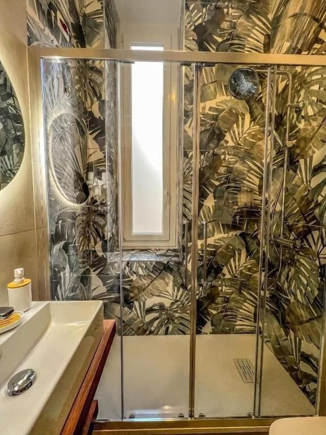 Deluxe Condo
