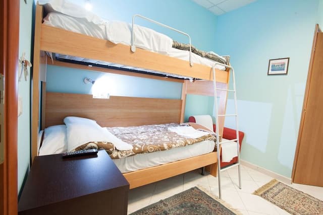 Economy Room, Private Bathroom