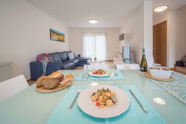Family Villa (beach access included)