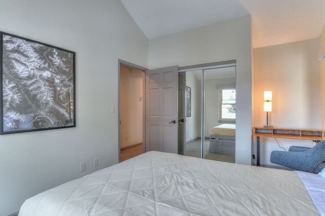 Townhome, 3 Bedrooms/3 Bathrooms 2 queens, 2 twins & sofa sleeper