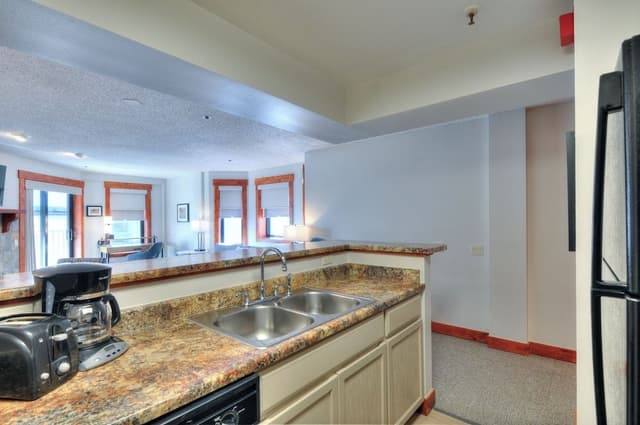 Traditional Condo, 1 Bedroom