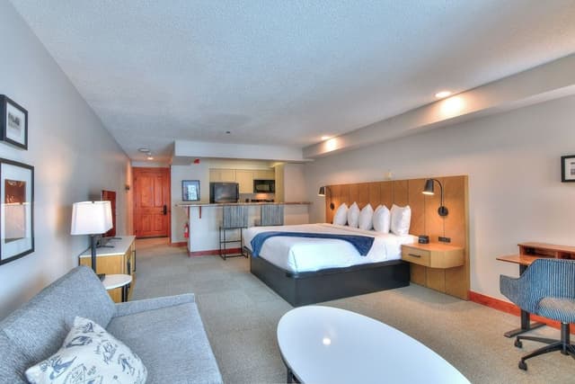 Studio Condo