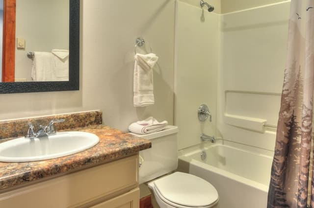 Studio Condo