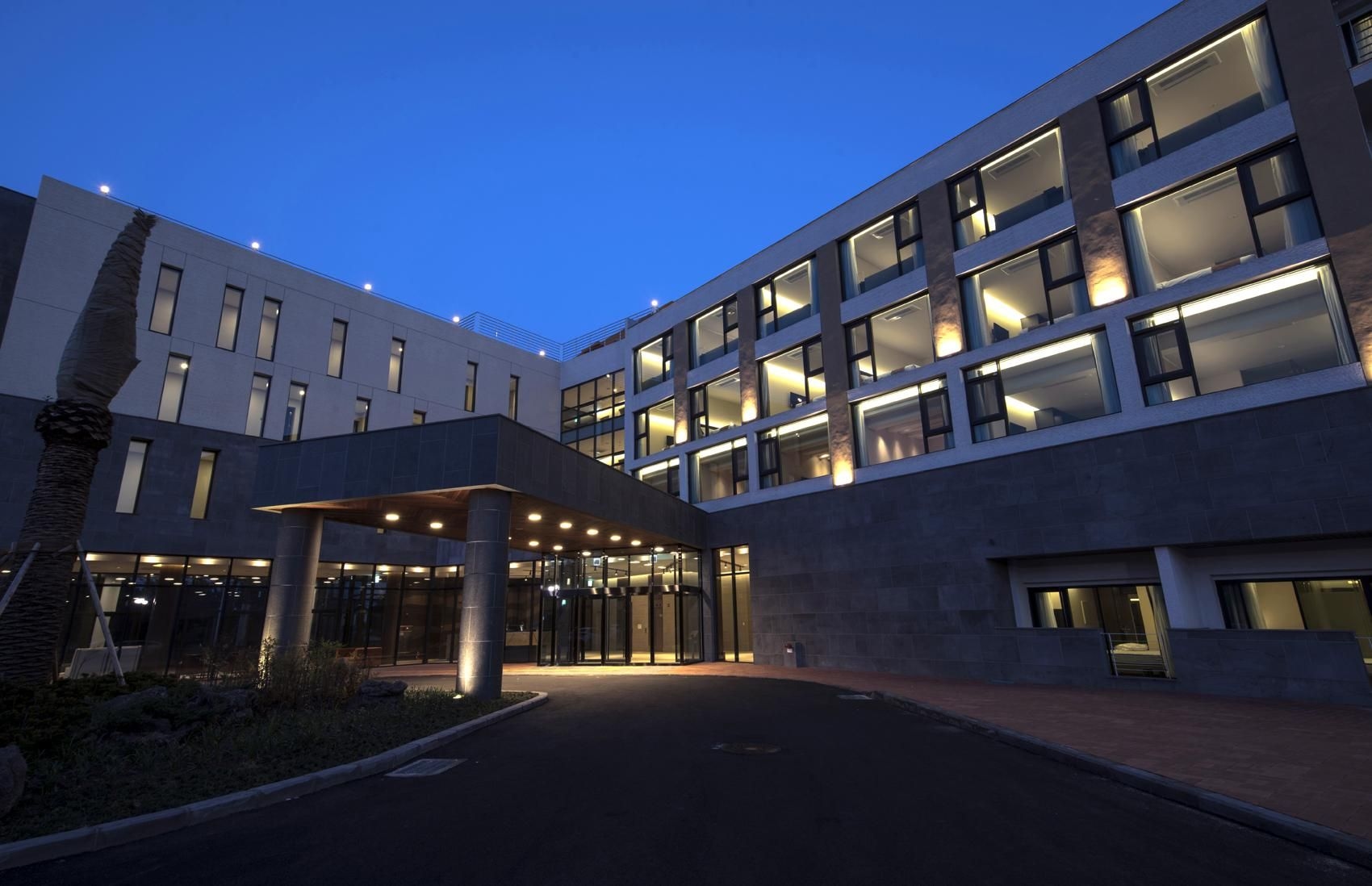 โรงแรมแกรนด์เมอร์ เชจู (Grandmer Hotel Jeju)0