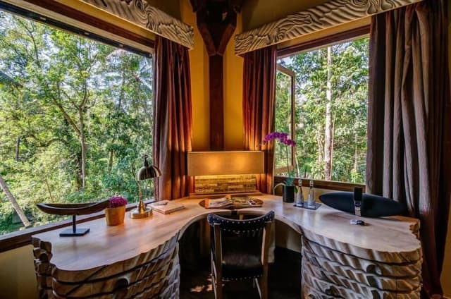 Premier Room