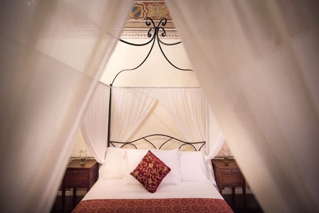 Double Room, Shared Bathroom, City View