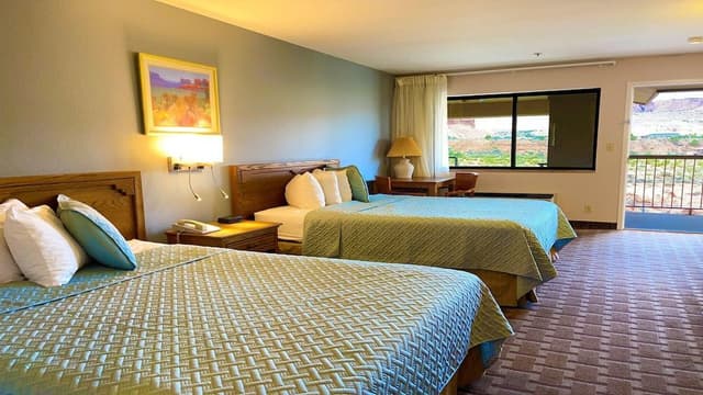 Deluxe Room, 2 Queen Beds, Refrigerator & Microwave, Mountain View