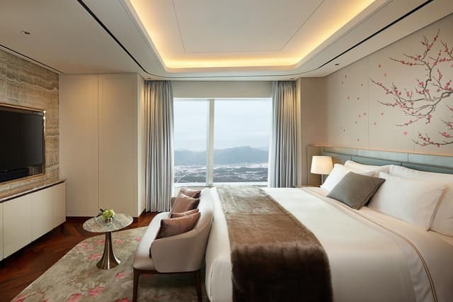 Presidential Suite