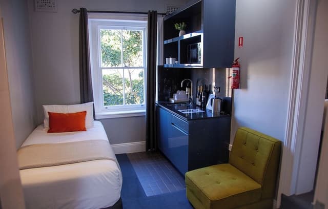 Executive Twin/Triple Suite with Shared Bathroom