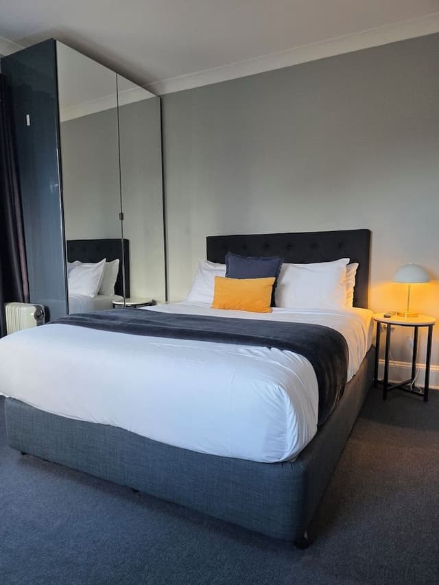 Designer Double Studio with Ensuite Bathroom