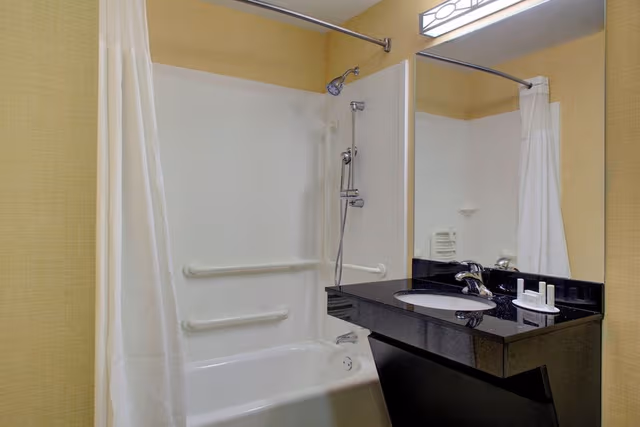 Room, 2 Queen Beds