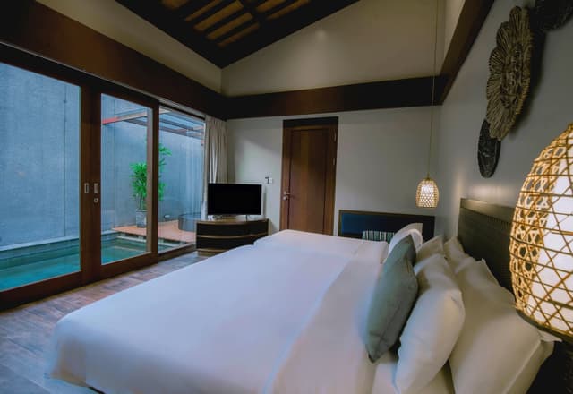 Studio Suite Villa Triple