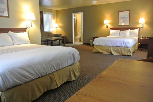 Deluxe Room, 2 Queen Beds, Non Smoking