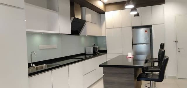 One Bedroom Suites (P)