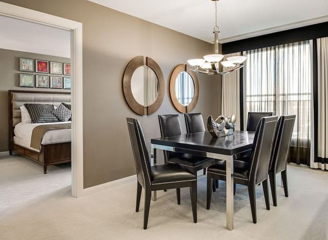 One-Bedroom Executive King Suite, Non-Smoking