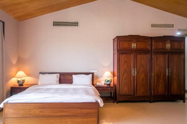 King Suite with Ocean View