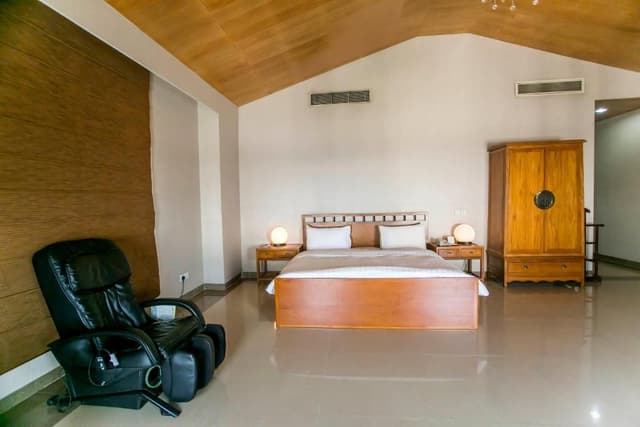 Ambassadorial Suite