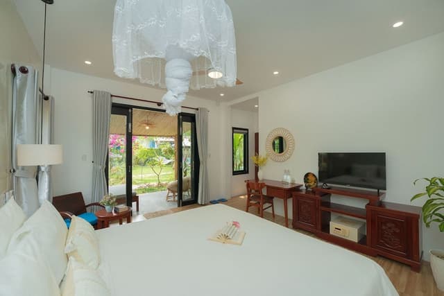 Luxury Villa, 4 Bedrooms, Pool View