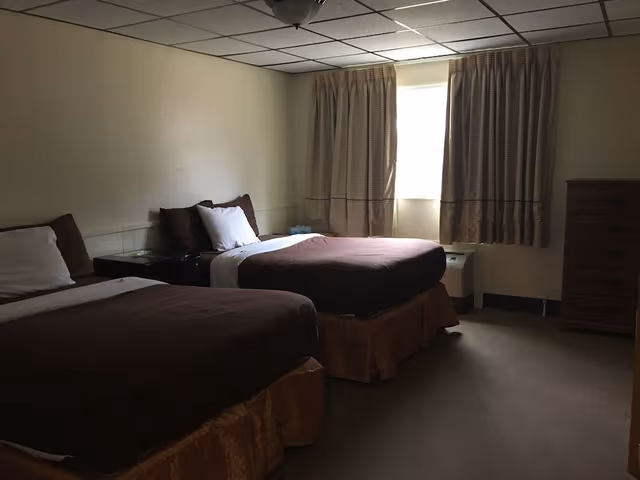 Standard Double Room Single Use, 2 Double Beds