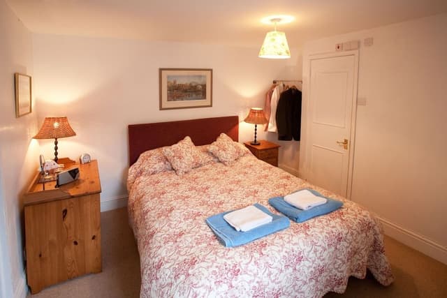 Traditional Cottage, 1 King Bed with Sofa bed, Non Smoking, Garden View