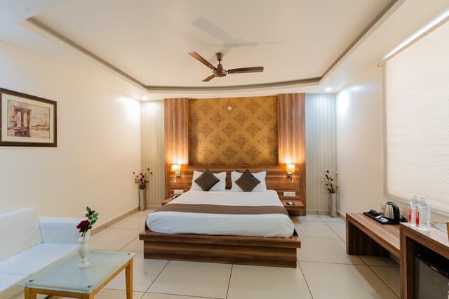 Premium Room