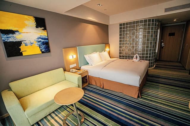 Standard Room, 1 King Bed