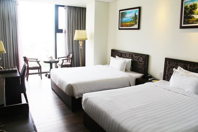Deluxe Quadruple Room, Partial Ocean View
