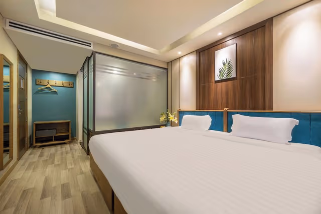 Standard Double or Twin Room, Bathtub