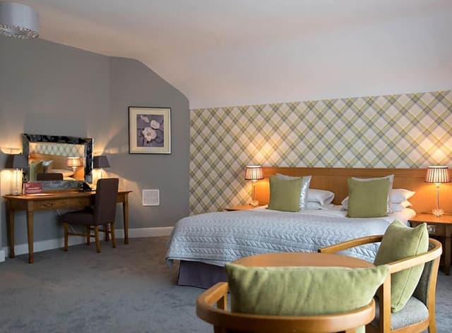 Premier Room