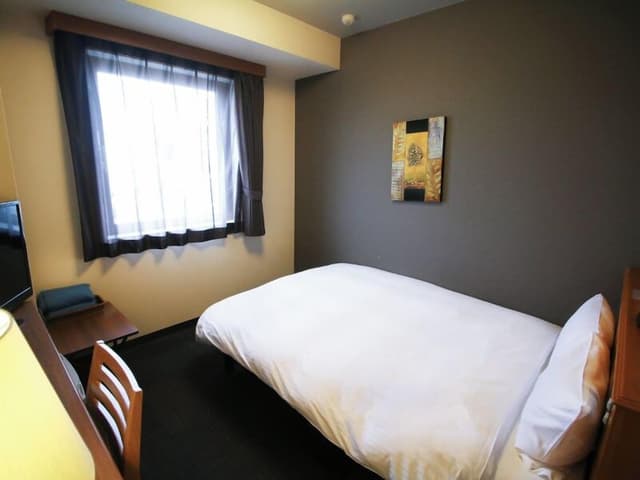 Semi double Room, Smoking